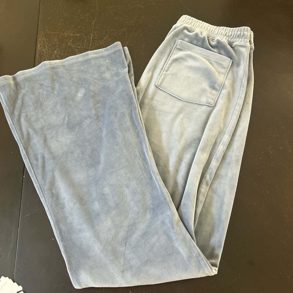 Hollister cozy blue flared pants